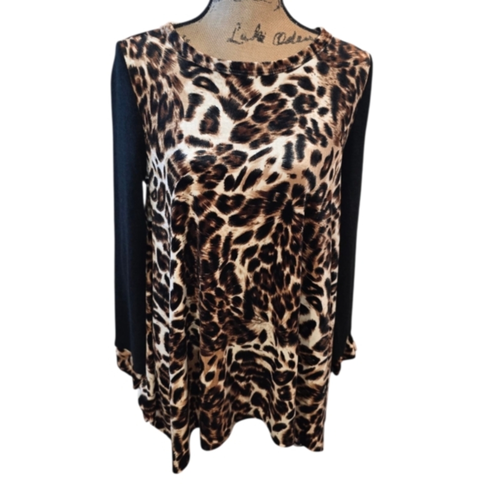 Oddy Velour Leopard Print Tunic Top with Solid Black Sweater Long Sleeves Small